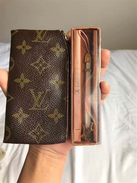 key wallet Louis Vuitton